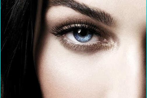 tatuaggio sopracciglia semipermanente