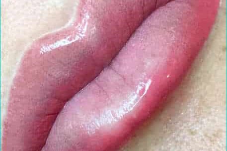 tatuaggio labbra roma